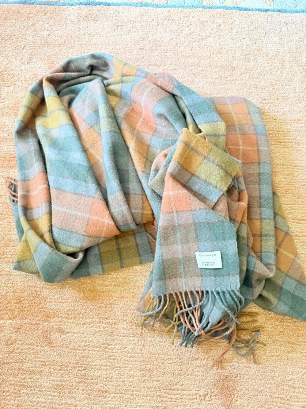 Edinburgh 100% Lambswool Plaid Throw Blanket Fringe 38x76 Soft Warm Scotland Sty